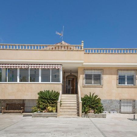 Awesome Home In Caravaca With Kitchen การาวากา เดลา กรูซ ภายนอก รูปภาพ