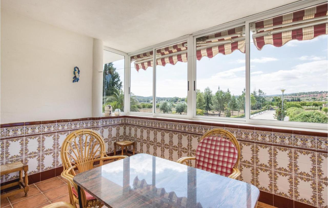 Awesome Home In Caravaca With Kitchen การาวากา เดลา กรูซ ภายนอก รูปภาพ