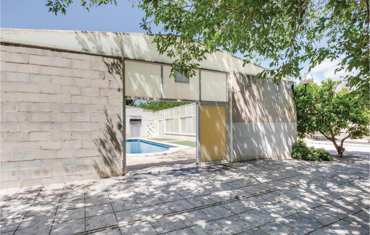 Awesome Home In Caravaca With Kitchen การาวากา เดลา กรูซ ภายนอก รูปภาพ