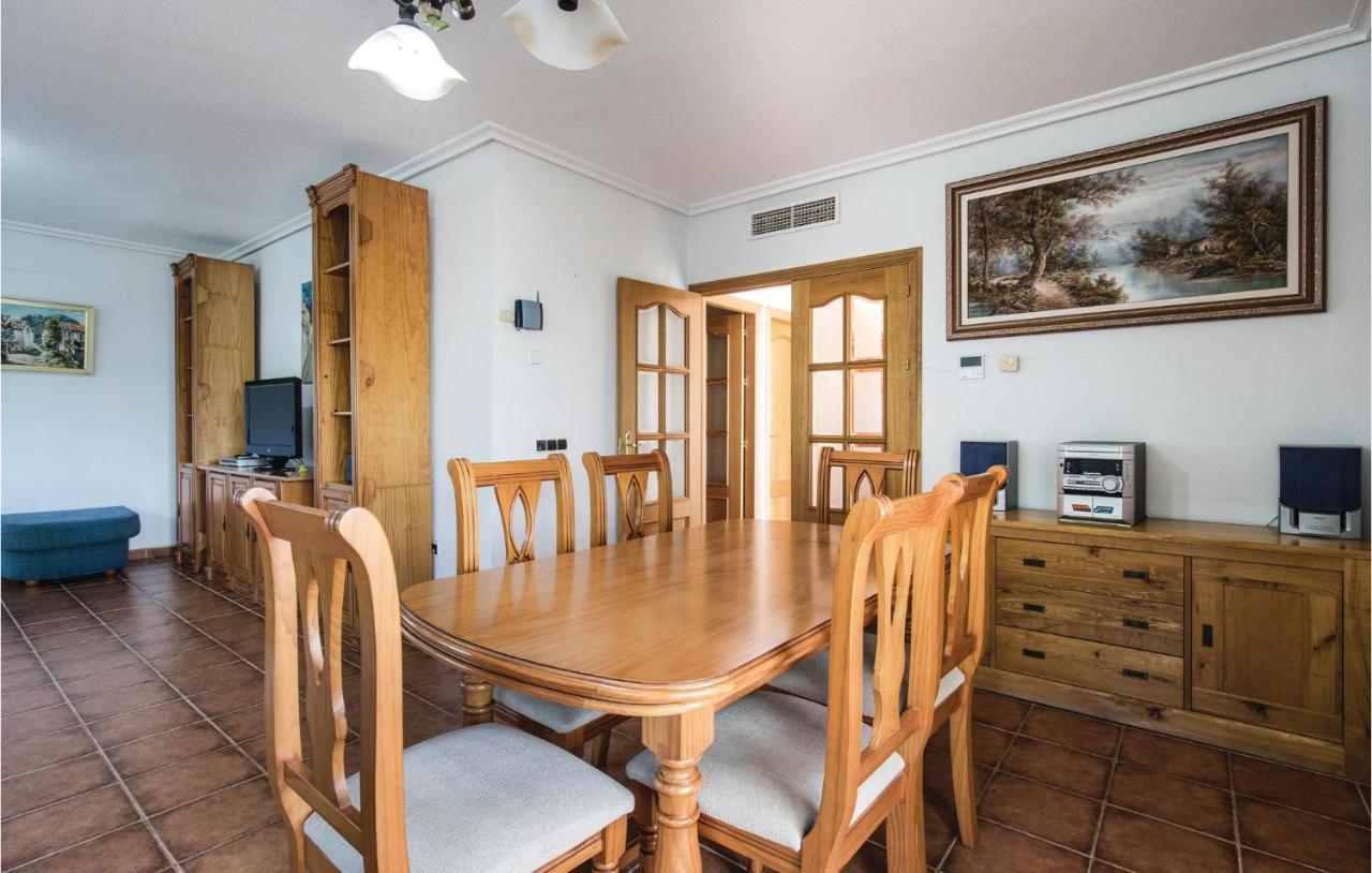 Awesome Home In Caravaca With Kitchen การาวากา เดลา กรูซ ภายนอก รูปภาพ