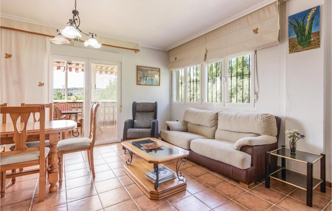 Awesome Home In Caravaca With Kitchen การาวากา เดลา กรูซ ภายนอก รูปภาพ