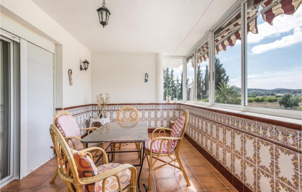 Awesome Home In Caravaca With Kitchen การาวากา เดลา กรูซ ภายนอก รูปภาพ